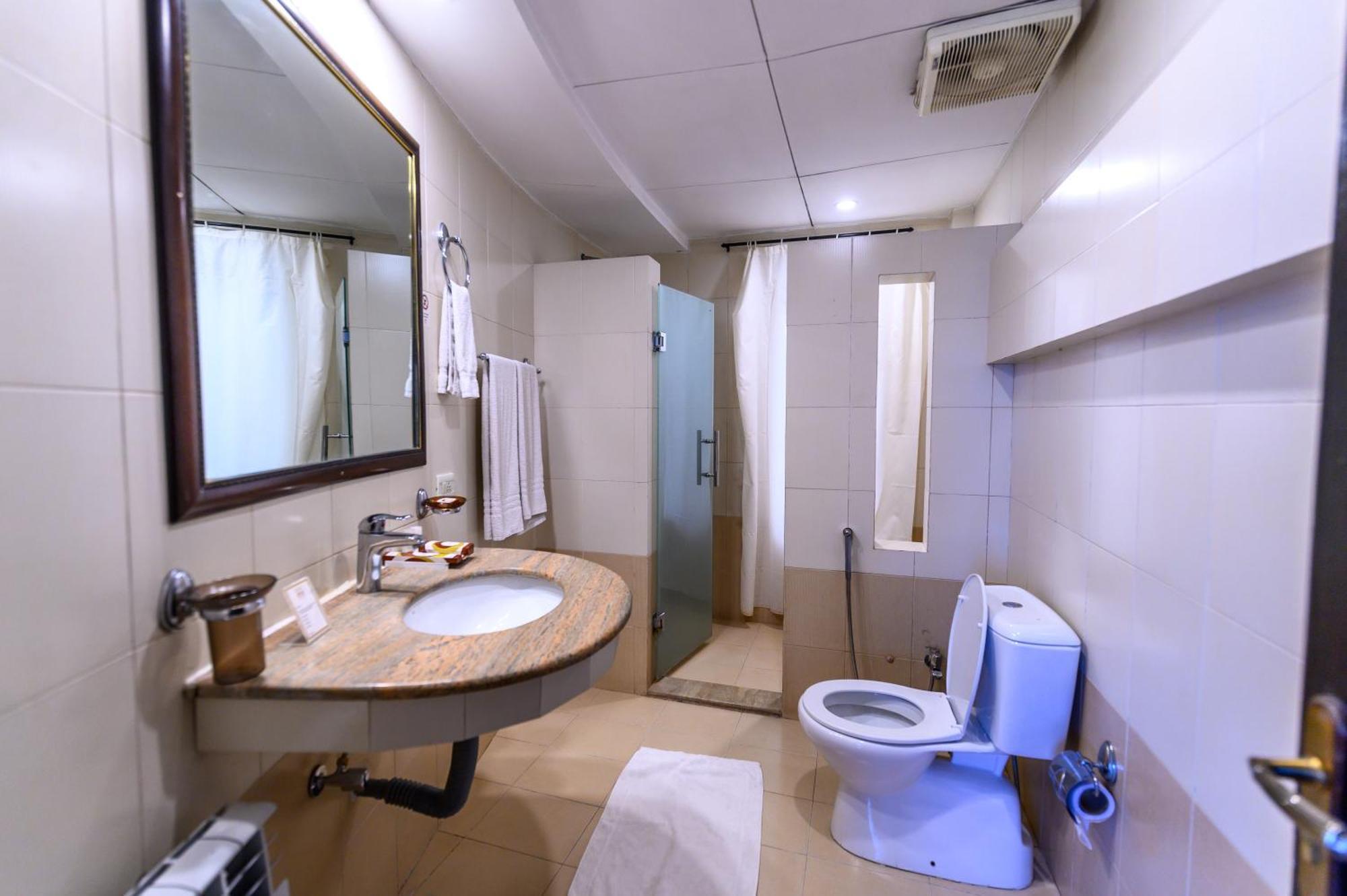 Hotel One Bhurban Murree Ngoại thất bức ảnh